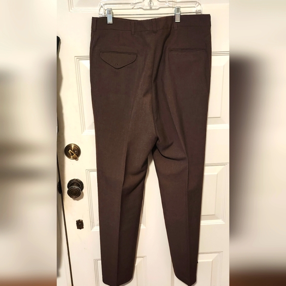 VINTAGE Haggar Men's Flat Front Pants Size 34 X 32 Brown - Picture 7 of 7